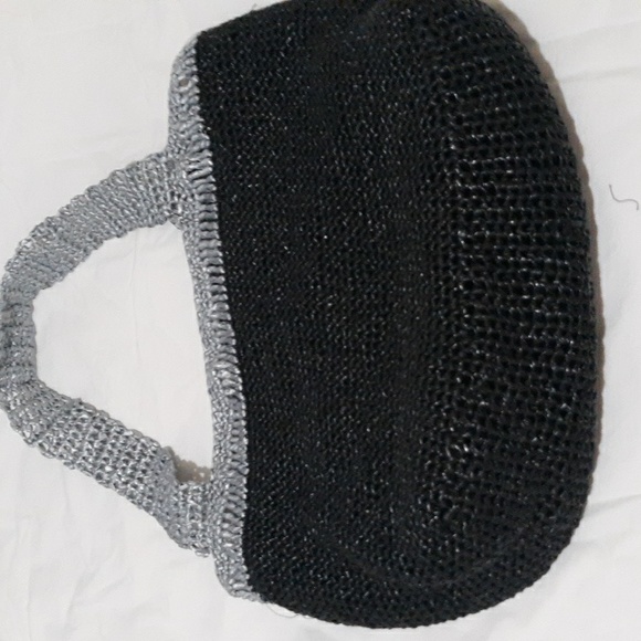 Beautiful crocheted bag 12X17 - Picture 7 of 7